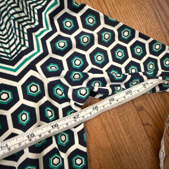 Max Studio green geometric print long sleeve dress M - Picture 6 of 7